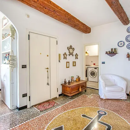 Διαμέρισμα 2 Bedroom Amazing In *